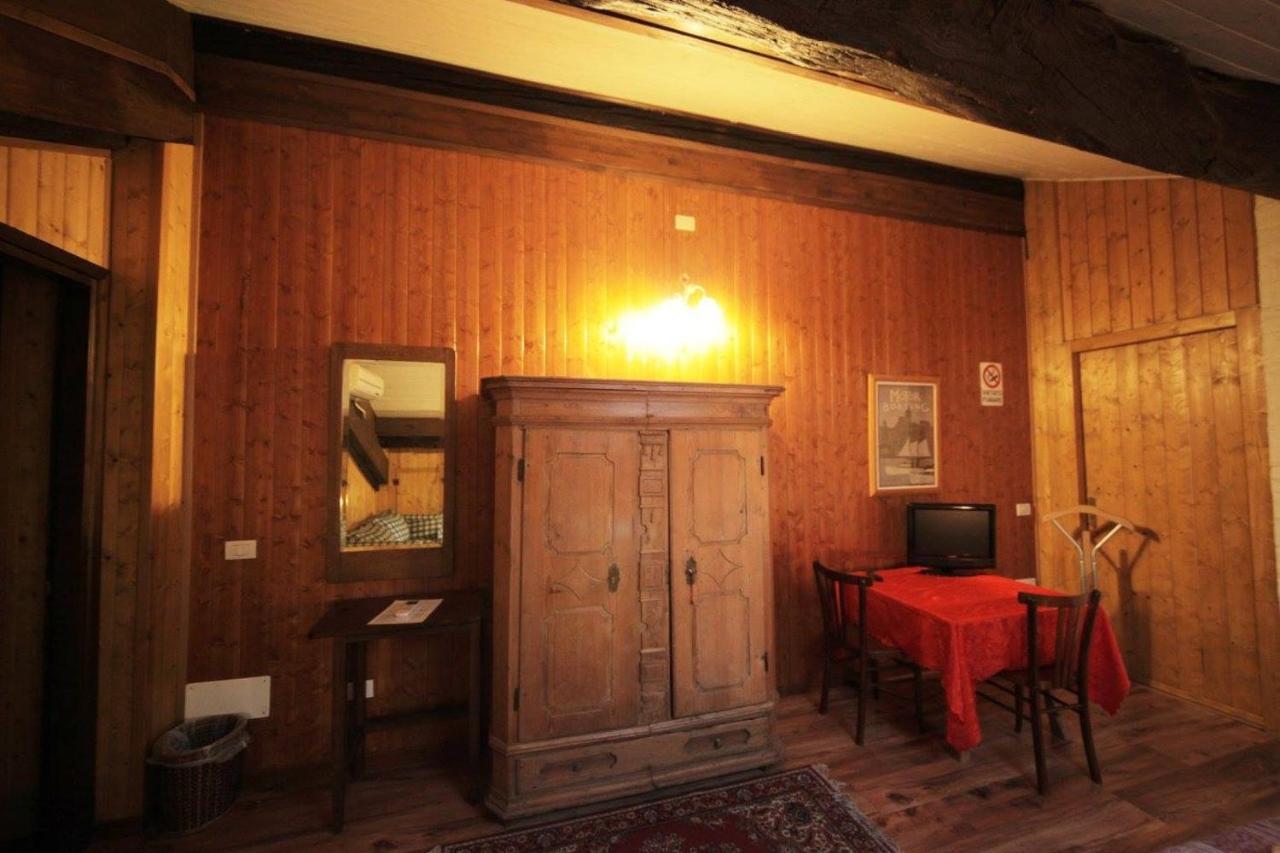 Antica Corte Milanese Novate Milanese Extérieur photo
